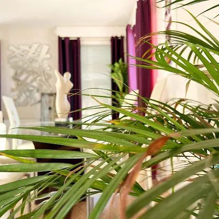 Le Panoramique Homestay Saint-Herblain